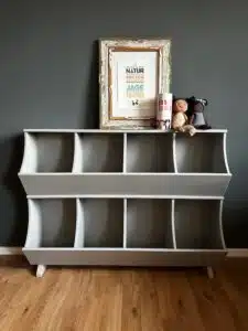 Vintage Regal, Upcycling Regal, Bücherregal, Regal für Kinder, Aufbewahrungsregal, chary chic, chary chic home, Landhausstil, Upcycling-Möbel, Shabby Chic, handmade, Concept Store, Kematen am Innbach, Oberösterreich, Charity Putz