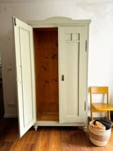 Vintage Schrank, Schrank, Unikate, Möbel Unikate, Kleiderschrank, Schrank fürs Kinderzimmer, Upcycling Schrank, chary chic, Shabby Chic