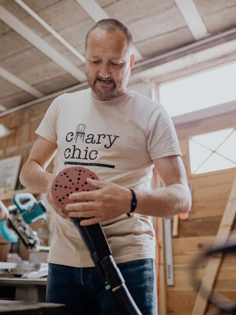 Upcycling Workshop, Handwerker Workshop, Restaurierung, Restauration, aus alt mach neu, Workshops bei chary chic, DIY, Do it yourself, Do it yourself Workshops, Handwerker Kurs