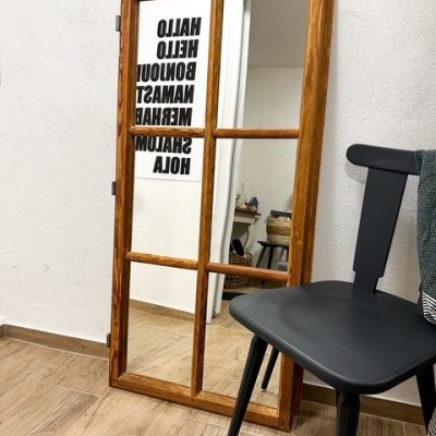 alter Spiegel, Fensterrahmen, alter Fensterrahmen, Fensterrahmen mit Spiegel, Möbel Upcycling, Upcycling, Kematen am Innbach, Oberösterreich, Gebrauchtes wieder aufwerten, einzigartiges Wohnen, chary chic, Shabby Chic, Vintage